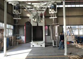 江蘇拋丸機除銹設備 湖南吊鉤式拋丸機-長沙Q3710掛鉤式拋丸除銹設備